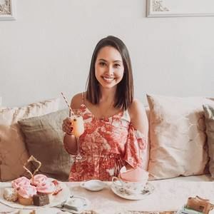 Meet your Posher, Marisa